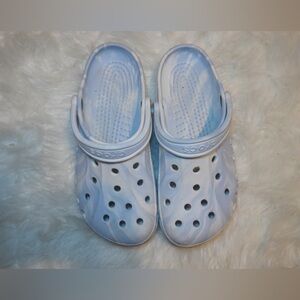 CROCS Blue and White Swirl